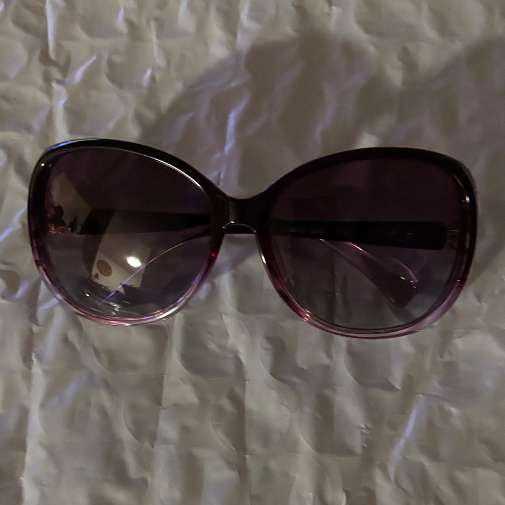 Women's Purple Frame Sunglasses with Gradient Lenses